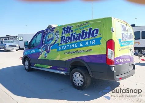 2021 Ford Transit-250 z USA, uszkodzony, nr VIN 1FTBR1Y85MKA92277